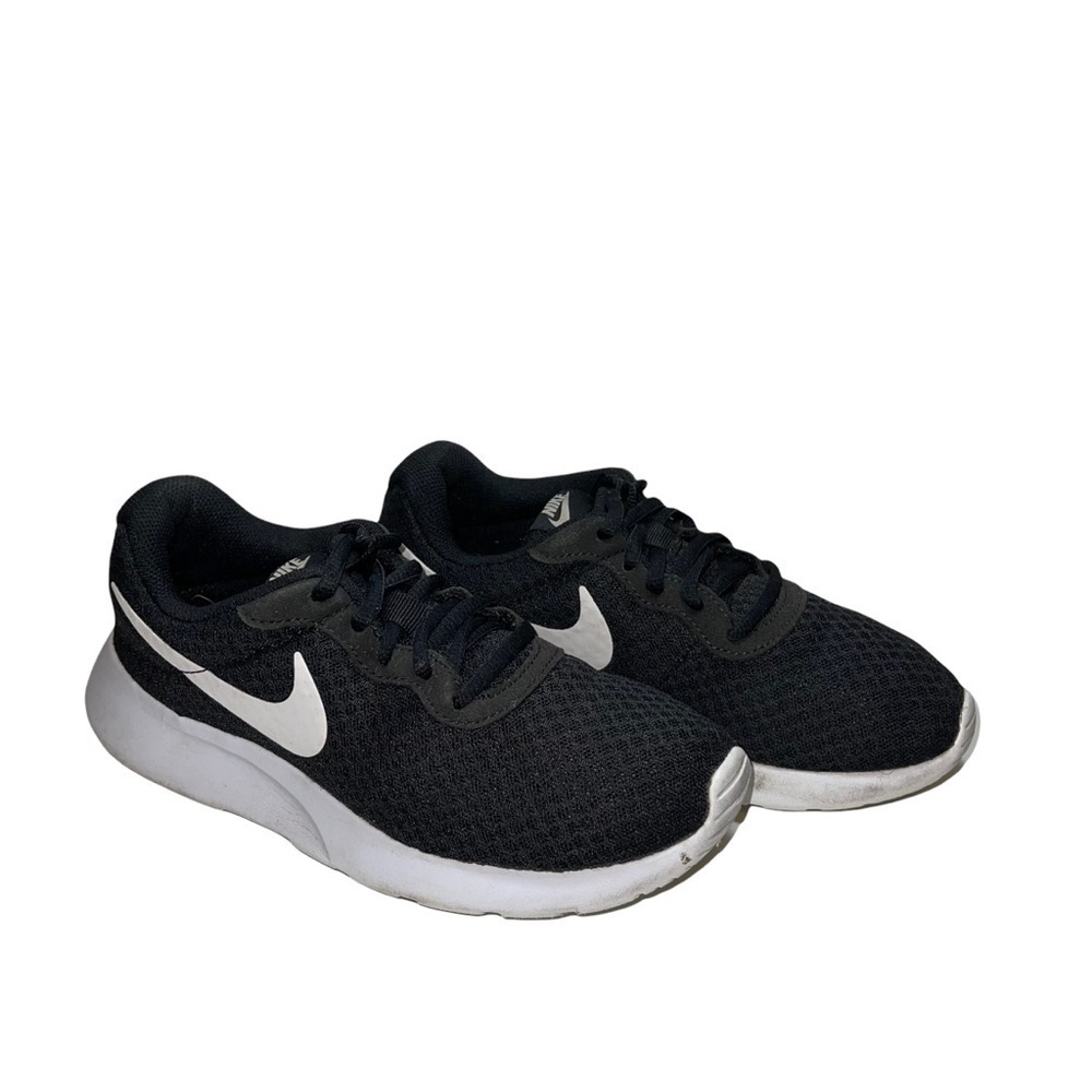Nike Woman Shoes Size 6